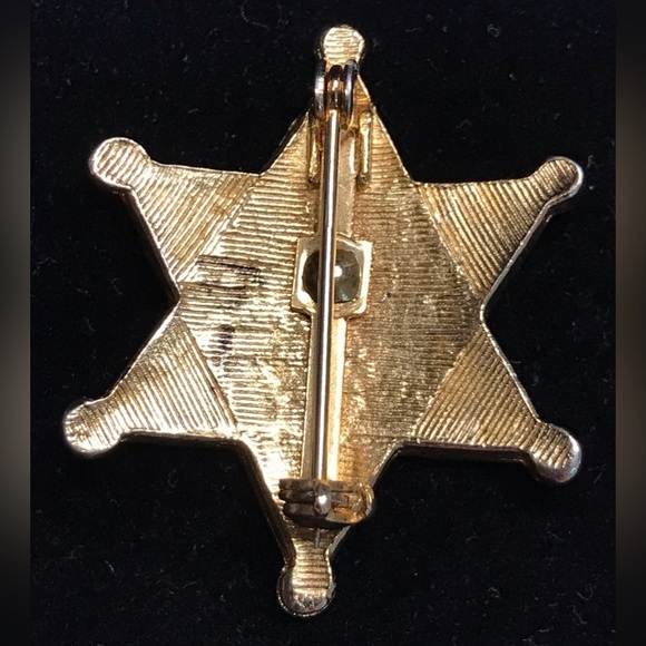 Vintage Palm Springs Desert Circus Badge Pin 1967 - Picture 2 of 3